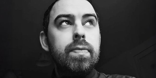 Eric Moore presents a raw, vinyl techno mix