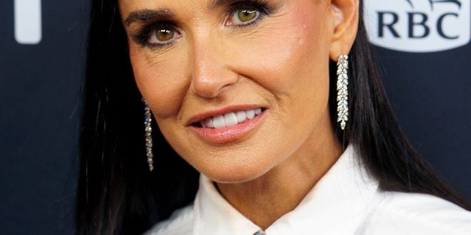 The Candid Confidante Celebrities' Go-To for Sharing Sex Secrets