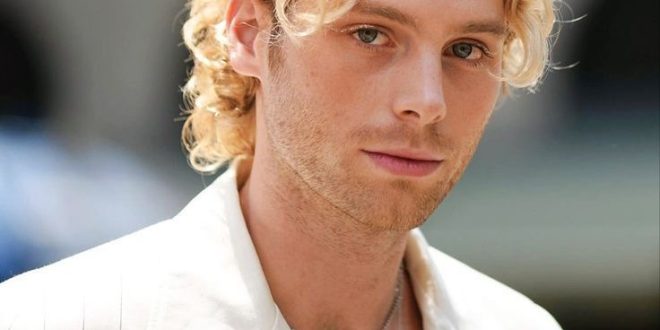 Luke Hemmings of 5 Seconds of Summer Is the Newest Celebrity to Become a Parent in 2025