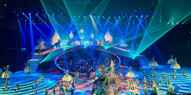 Weaving Indonesian stories at The Indonesia Broadway.