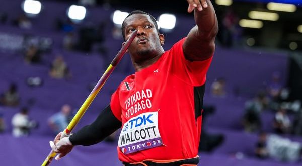 Walcott Wins Javelin Title in Tokyo | News | Tokyo 25